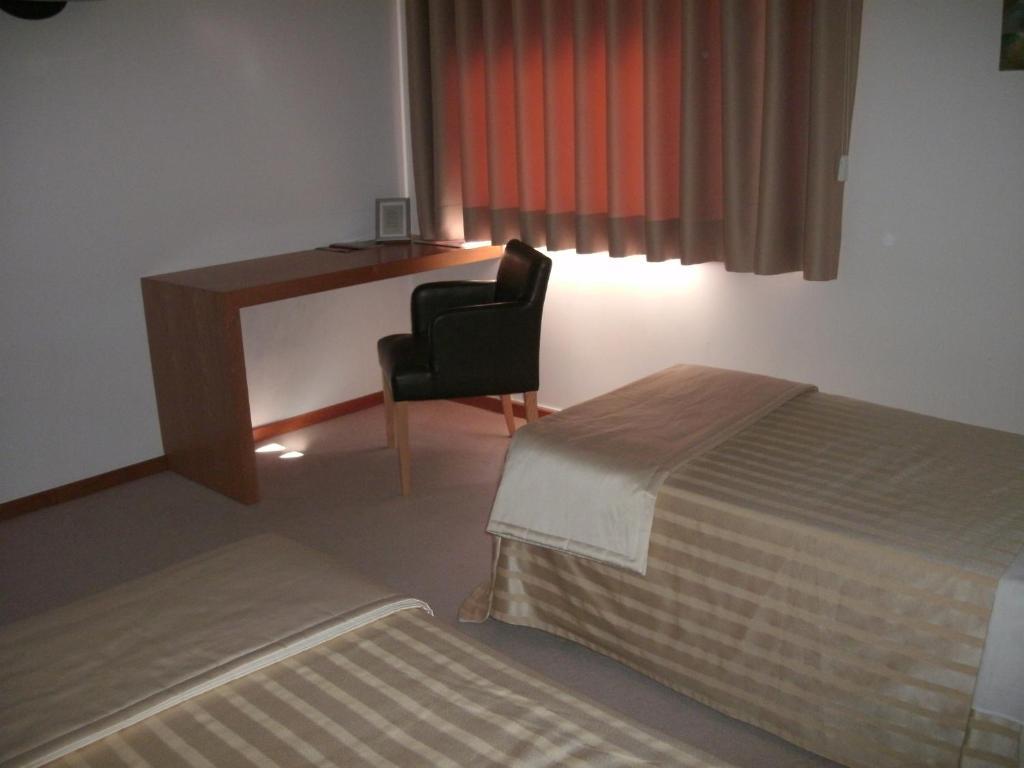Santo Thyrso Hotel Santo Tirso Room photo