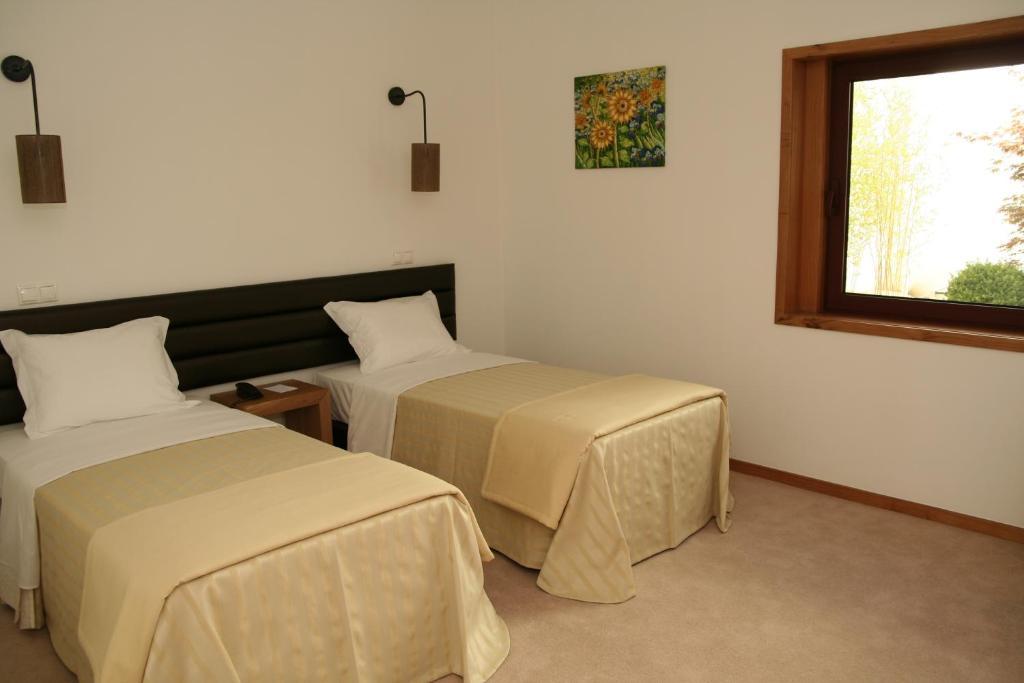 Santo Thyrso Hotel Santo Tirso Exterior photo